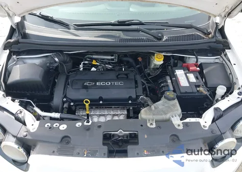 2015 Chevrolet Sonic Lt Auto z USA, uszkodzony, nr VIN 1G1JC6SH8F4165533